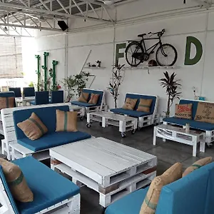  Hostal Birdnest Guesthouse, Gaia Rooftop Cafe